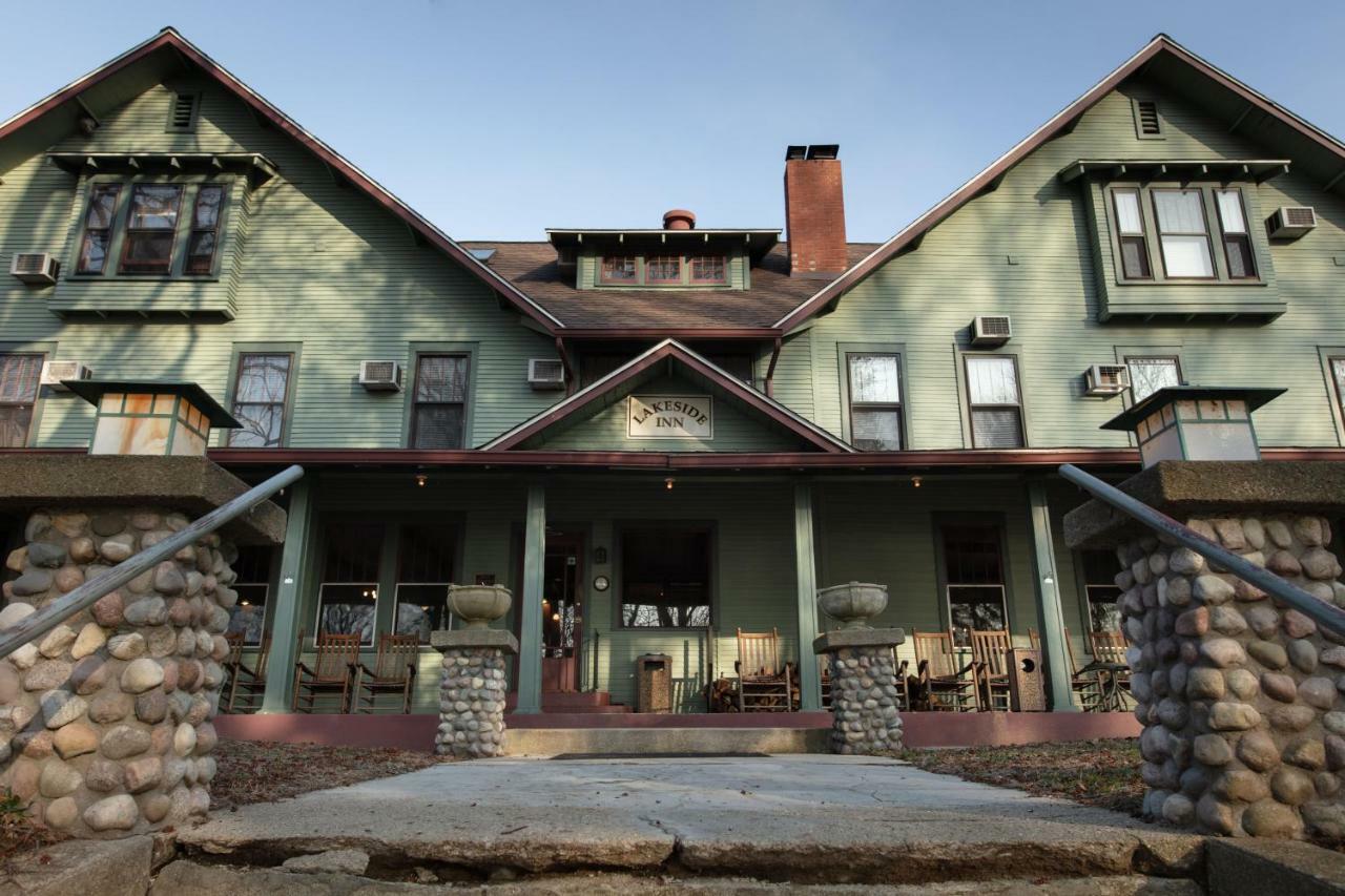 Lakeside Inn Exterior photo